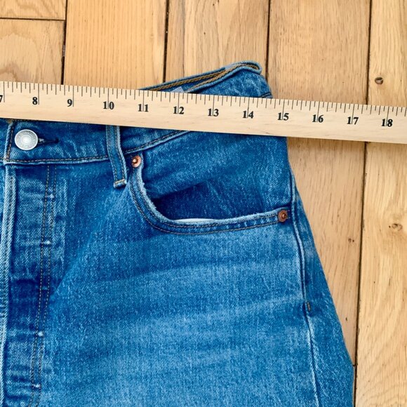 Vintage Levi's Big E Fly Button Jeans Men's size 30 Blue Denim 90s Y2K - Picture 3 of 8